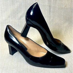 Stuart Weitzman Black Patent Leather Pumps size 6 B